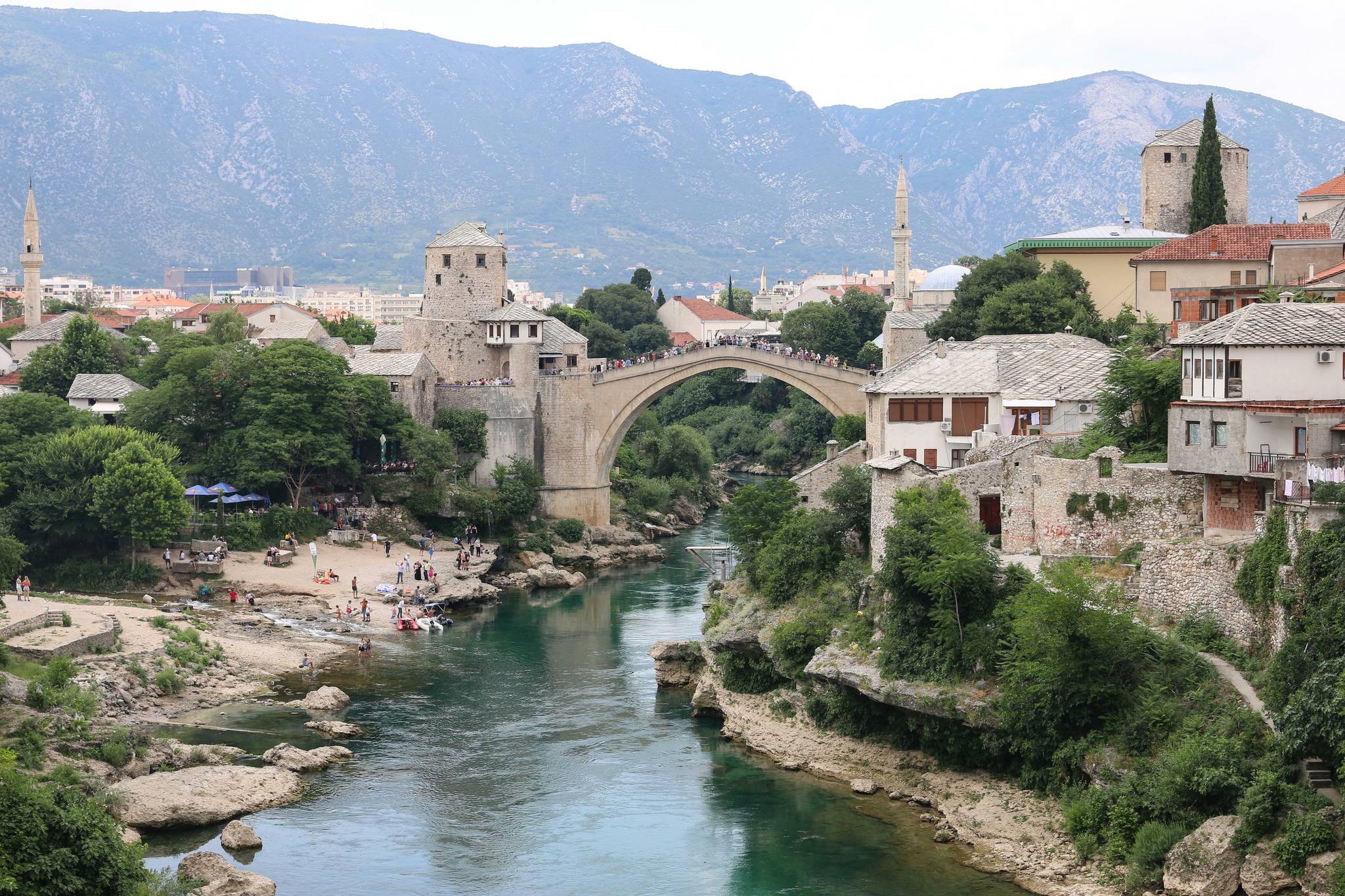 Die alte Brücke in Mostar, Bosnien und Herzegowina.